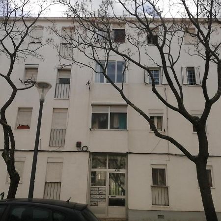 Olivais Metro 1 Apartment Lisbon Bagian luar foto