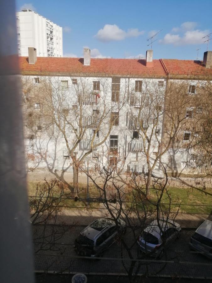 Olivais Metro 1 Apartment Lisbon Bagian luar foto