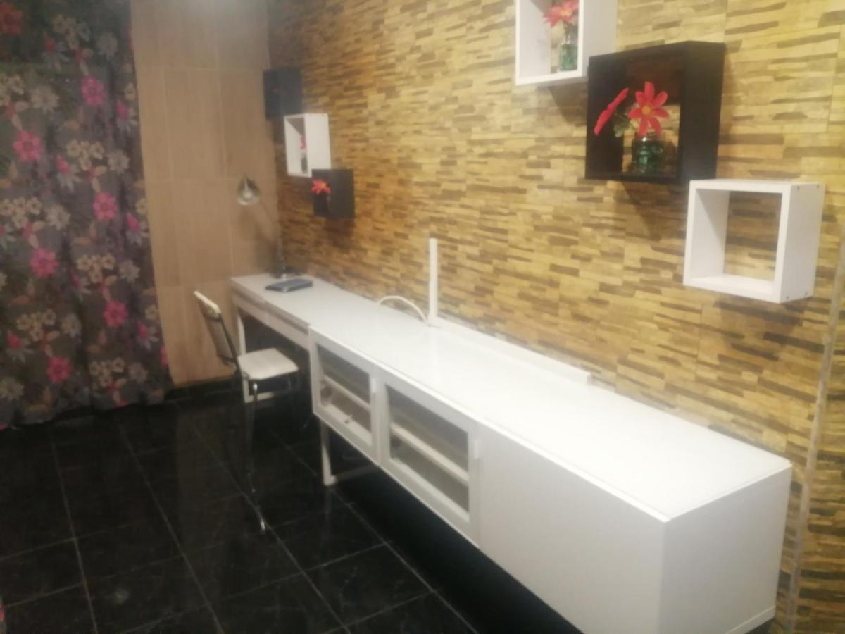 Olivais Metro 1 Apartment Lisbon Bagian luar foto